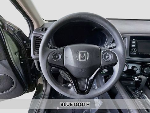 Used 2018 Honda HR-V LX image 4