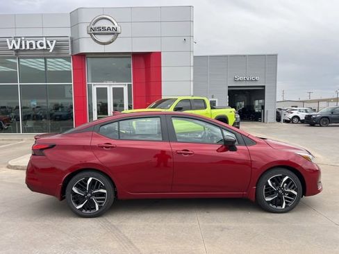 Used 2025 Nissan Versa SR w/ Trunk Package image 8