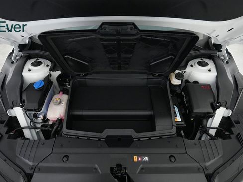 Used 2025 Kia EV6 Wind image 26
