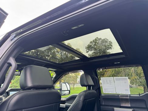 Used 2022 Ford F250 Lariat w/ Lariat Ultimate Package image 29