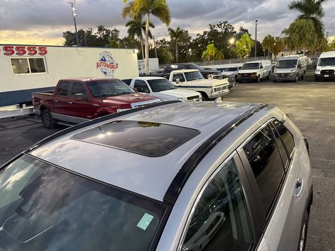 Used 2022 Toyota RAV4 XLE w/ Convenience Package image 52