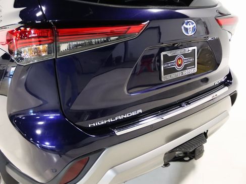Used 2021 Toyota Highlander Platinum image 74