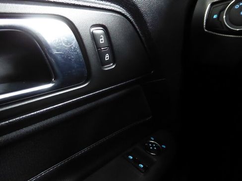 Used 2019 Ford Mustang GT image 14