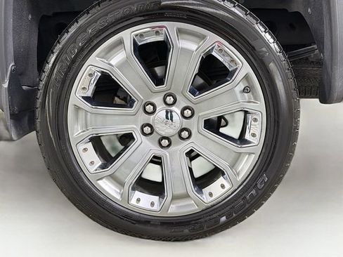 Used 2017 GMC Sierra 1500 Denali w/ Denali Ultimate Package image 34