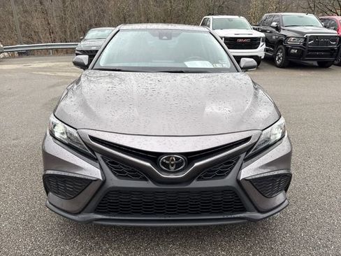 Used 2024 Toyota Camry SE image 8