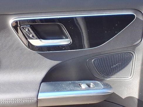 Used 2023 Mercedes-Benz C 300 4MATIC Sedan image 33