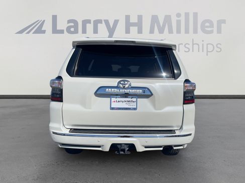 Used 2018 Toyota 4Runner Limited AWD/4WD image 4