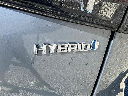 Used 2022 Toyota Highlander LE image 8