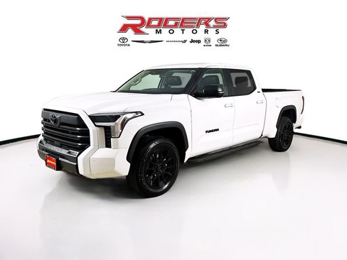 Used 2024 Toyota Tundra SR5 w/ SR5 Premium Package image 3