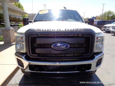 Used 2014 Ford F250 XL w/ Power Equipment Group image 24