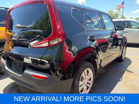 Used 2020 Kia Soul LX FWD image 4