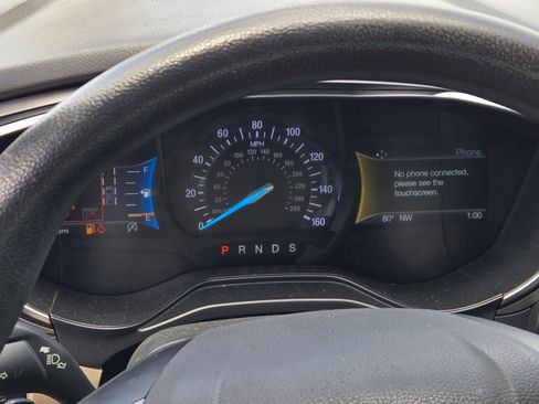 Used 2019 Ford Fusion SE FWD image 9