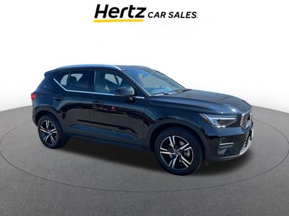 Used 2024 Volvo XC40 B5 Core
