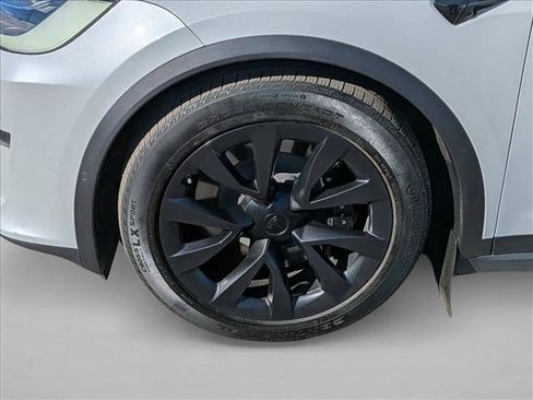 Used 2023 Tesla Model X image 23