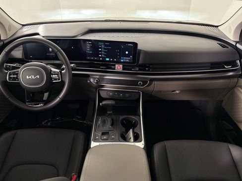 New 2026 Kia Carnival FWD image 33