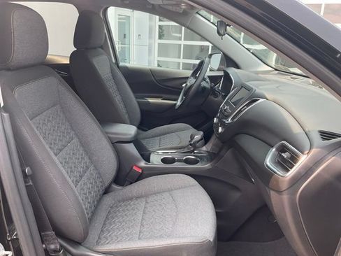 Used 2023 Chevrolet Equinox LT FWD image 9