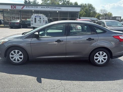 Used 2013 Ford Focus S image 8