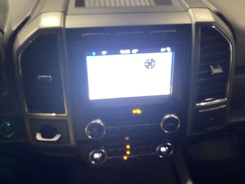 Used 2019 Ford Expedition XLT w/ Equipment Group 201A image 17