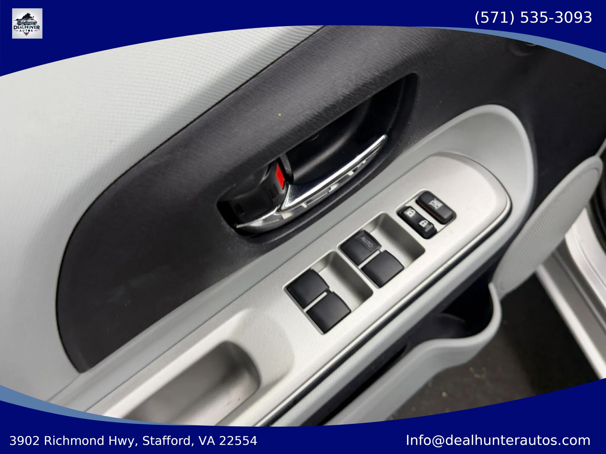 Used 2012 Toyota Prius C Four FWD image 22