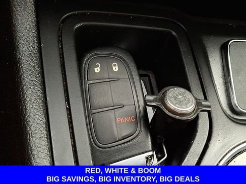 Used 2020 Jeep Cherokee Latitude Plus FWD image 17