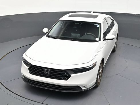 Used 2024 Honda Accord EX image 20