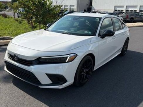 Used 2024 Honda Civic Sport image 3