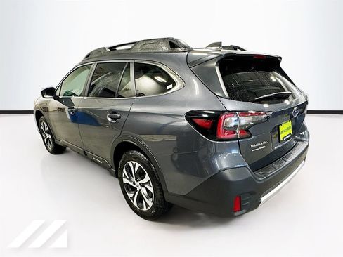 Used 2022 Subaru Outback Limited AWD/4WD image 7