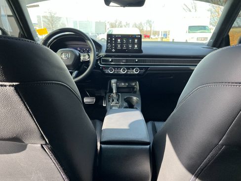 Used 2025 Honda Civic Sport Touring image 17