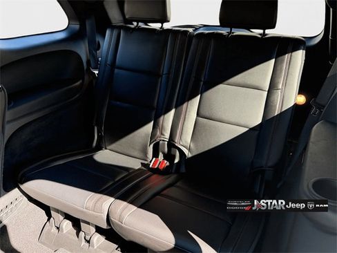 Used 2024 Dodge Durango GT image 16