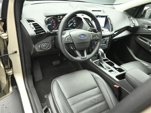 Certified 2018 Ford Escape Titanium w/ Ford Safe & Smart Package image 9