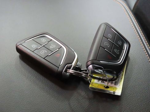 Used 2025 Cadillac CT5 Sport image 17