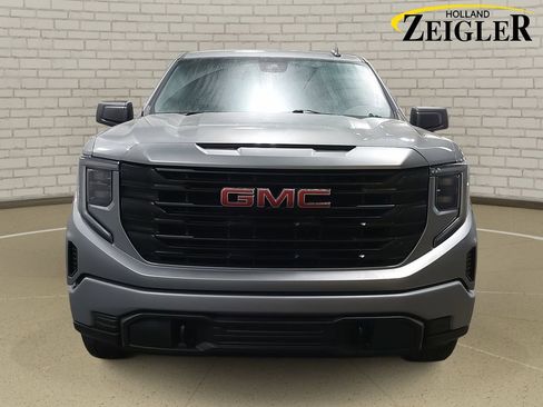 Used 2023 GMC Sierra 1500 Pro image 2