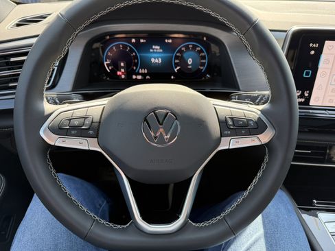 New 2026 Volkswagen Atlas Cross Sport SE AWD/4WD image 13