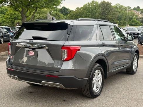 Used 2022 Ford Explorer XLT w/ Equipment Group 202A AWD/4WD image 8