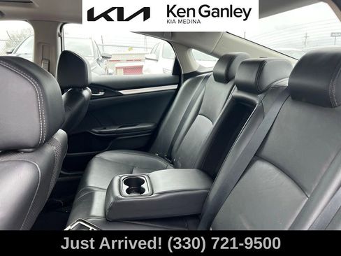 Used 2020 Honda Civic Touring image 10