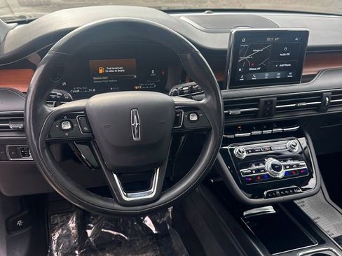 Used 2022 Lincoln Corsair Reserve w/ Equipment Group 201A image 15