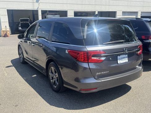 Used 2023 Honda Odyssey EX image 7