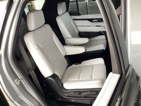 Used 2025 Chevrolet Tahoe Premier w/ Sun And Tow Package AWD/4WD image 46