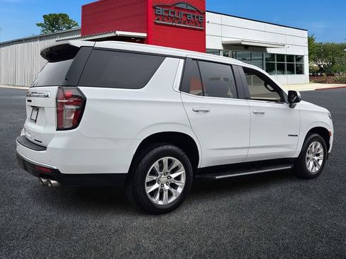 Used 2021 Chevrolet Tahoe Premier w/ Premium Package image 5