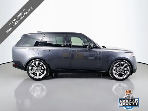 Used 2024 Land Rover Range Rover SE AWD/4WD image 4