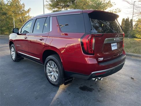 Used 2024 GMC Yukon Denali w/ Max Trailering Package image 3