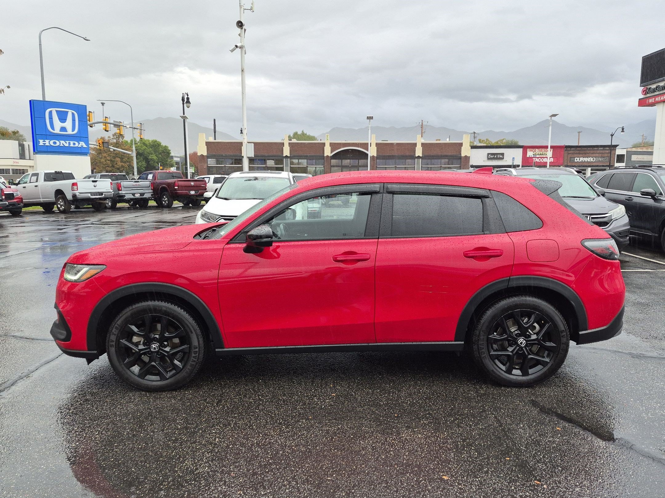 Certified 2024 Honda HR-V Sport image 9