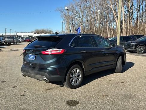 Certified 2024 Ford Edge Titanium image 4