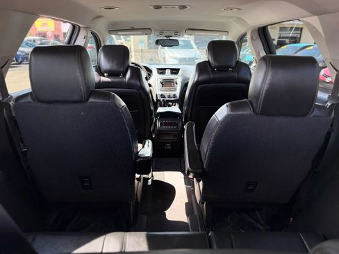 Used 2015 GMC Acadia SLT FWD image 9