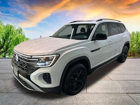 New 2026 Volkswagen Atlas Peak Edition AWD/4WD image 8