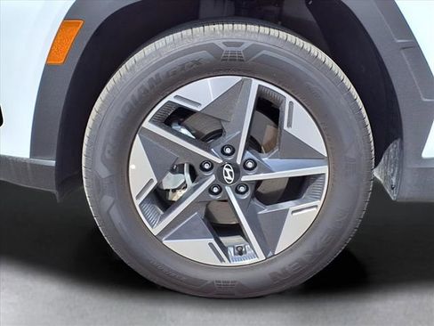 New 2025 Hyundai Tucson SEL image 14