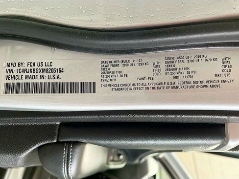 Used 2021 Jeep Grand Cherokee L Limited AWD/4WD image 35