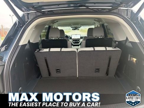 New 2026 Ford Explorer Active image 9