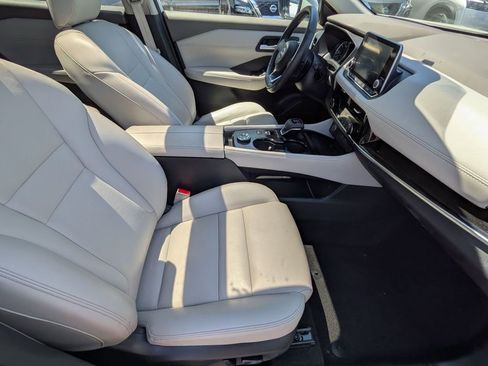 Used 2023 Nissan Rogue SL AWD/4WD image 26