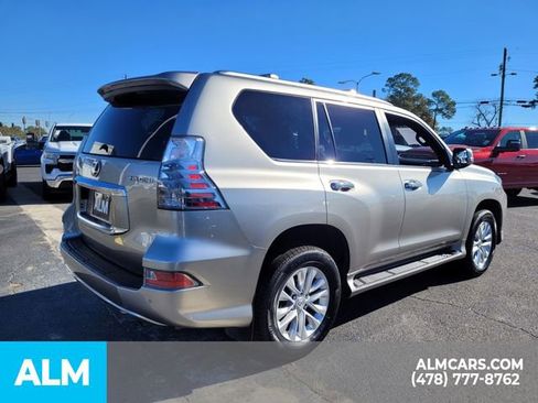Used 2022 Lexus GX 460 Premium image 11